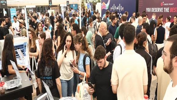 היריד השנתי 2025 | מתוך עמוד הפייסבוק של המרכז לפיתוח קריירה אוניברסיטת תל אביב